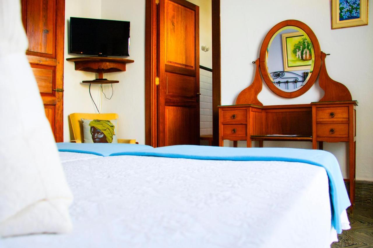 Casa Rural Villa Lola Y Juan อาริอา ภายนอก รูปภาพ